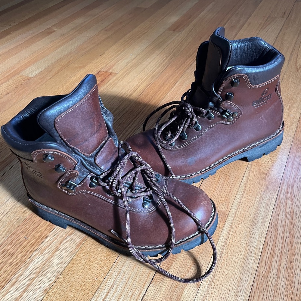 Alico Summit Leather Boots, Size 9